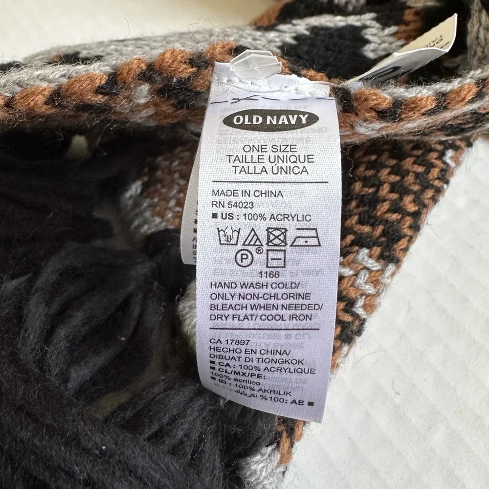 Old navy || womans Leopard Print Scarf with Fringe